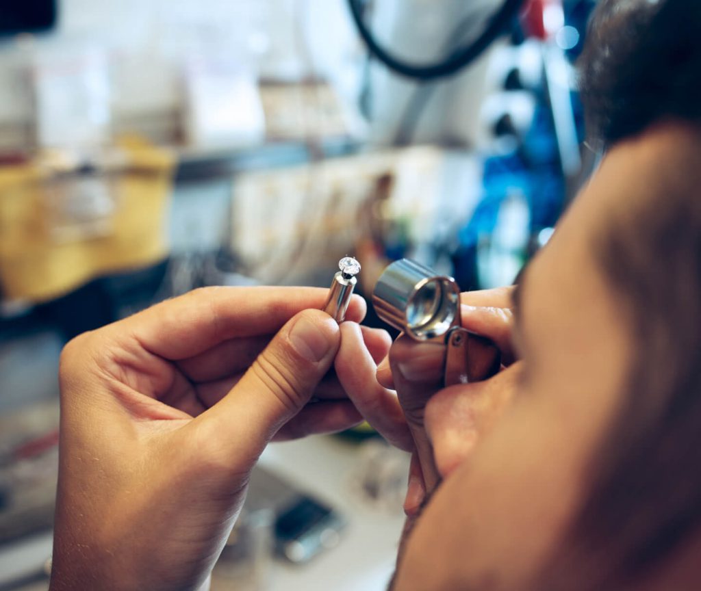 Diamond research laboratory
